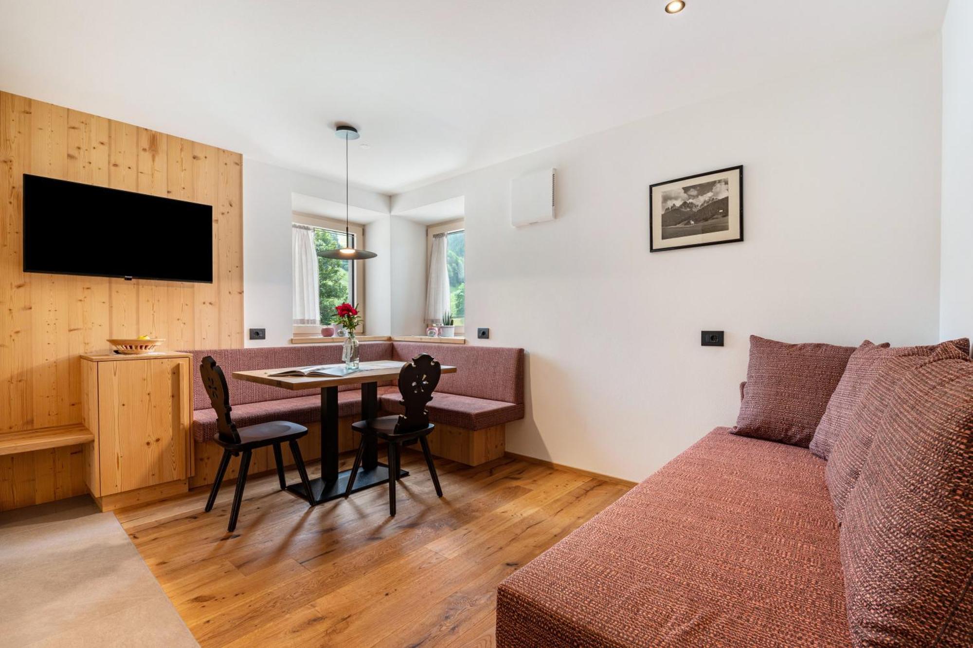 Villa Anna Villnoess San Pietro  Экстерьер фото