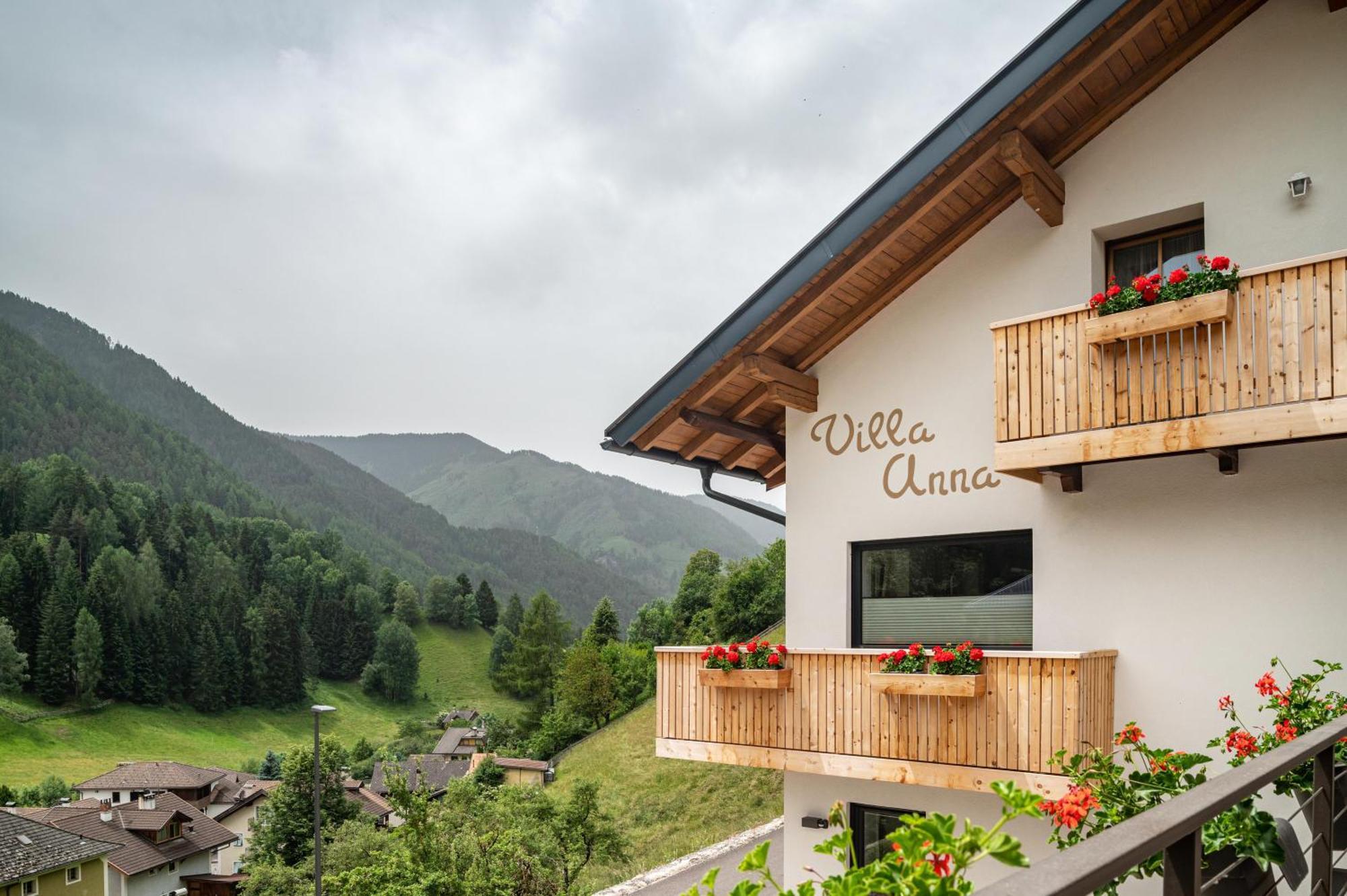Villa Anna Villnoess San Pietro  Экстерьер фото